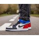 Кросівки Nike Air Jordan високі білі з чорним червоним та синім