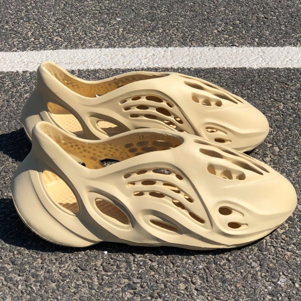 No brand, Foam Runner Bone