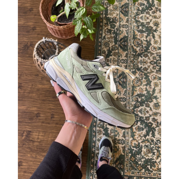 New Balance 990 Black/Green