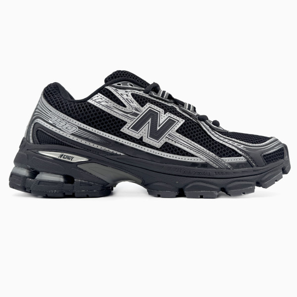 New Balance 740 Black/Silver