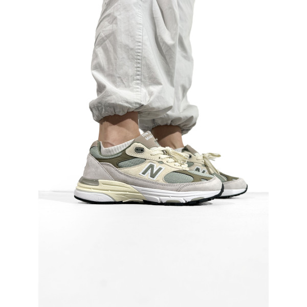 New Balance 993 Beige/Mint/Grey