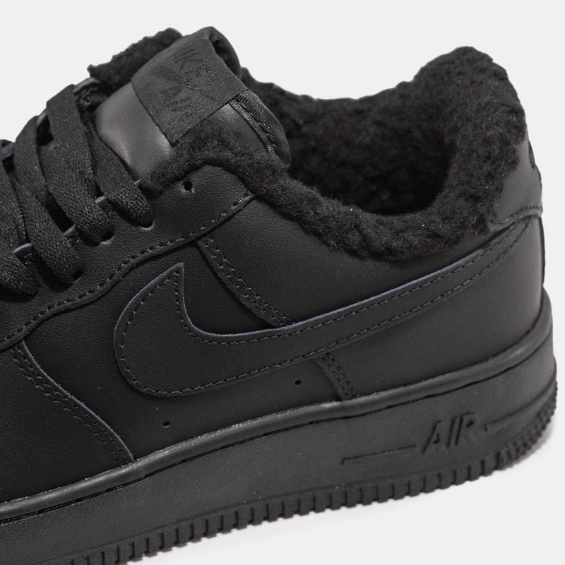 Кросівки 1121 Nike Air Force 1 '07 Black Fur