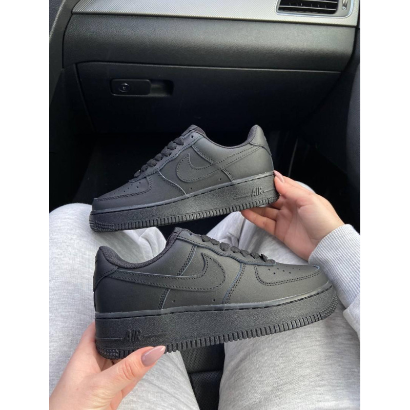Кросівки Nike Air Force 1 Classic Black (Матова шкіра)