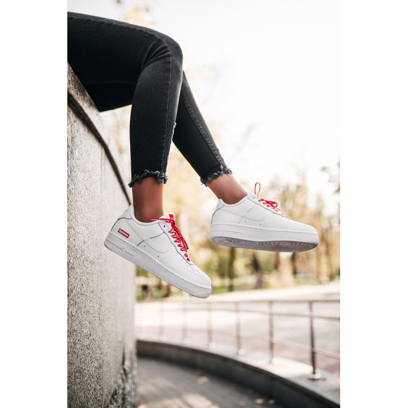 Кросівки Nike Air Force 1 Supreme White