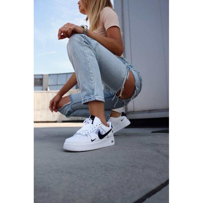 Кросівки Nike Air Force 1’07Lv8 Ultra White Black 1