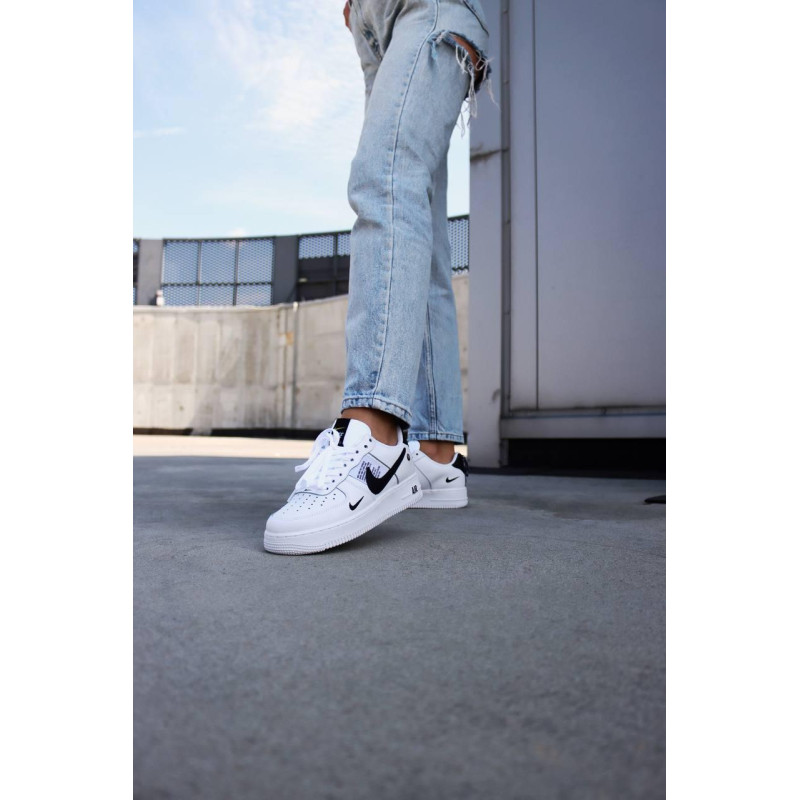 Кросівки Nike Air Force 1’07Lv8 Ultra White Black 1