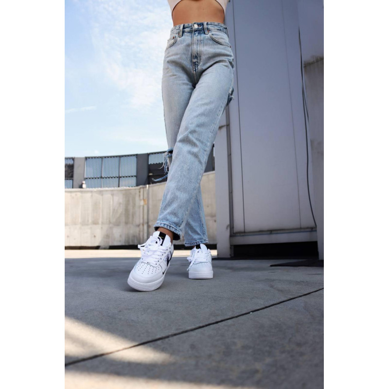Кросівки Nike Air Force 1’07Lv8 Ultra White Black 1