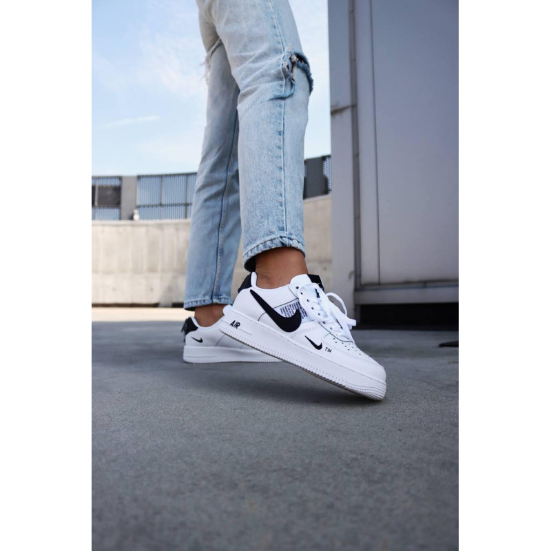 Кросівки Nike Air Force 1’07Lv8 Ultra White Black 1