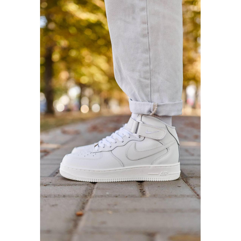 Кросівки Nike Air Force Mid Winter White