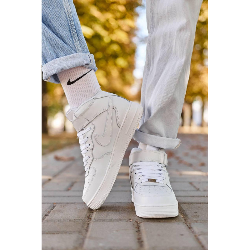 Кросівки Nike Air Force Mid Winter White