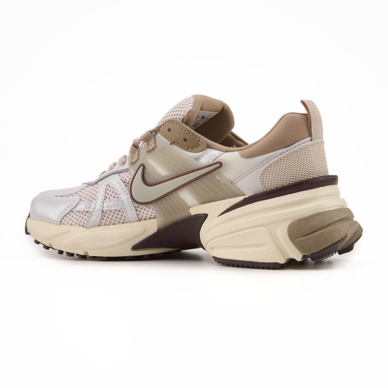 Кросівки Nike Runtekk Orewood Brown Light Bone