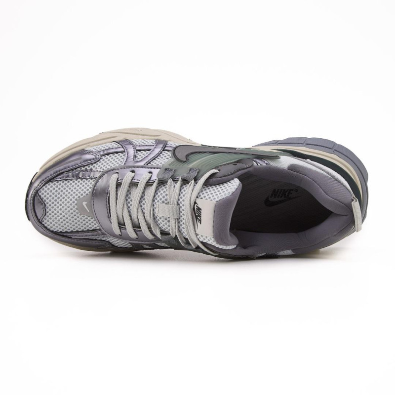 Кросівки Nike Runtekk V2K Summit White Metalic Silver