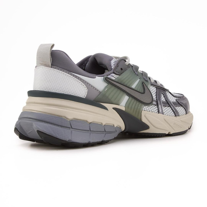 Кросівки Nike Runtekk V2K Summit White Metalic Silver