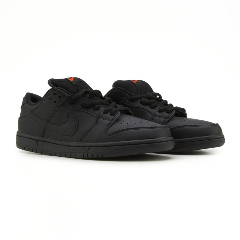 Кросівки NIke SB Dunk Low Total Black Leather
