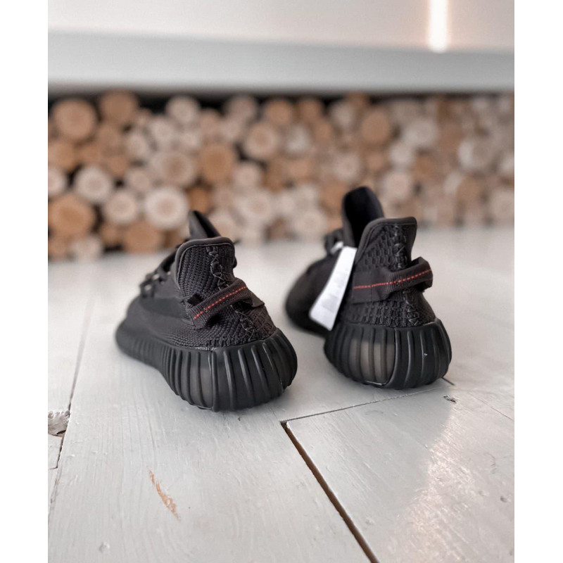 Кросівки Adidas Yeezy Boost 350 V2 Black (хРефлективные шнурки)